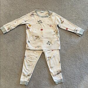 Outer Space Pajamas 🧑‍🚀 🚭